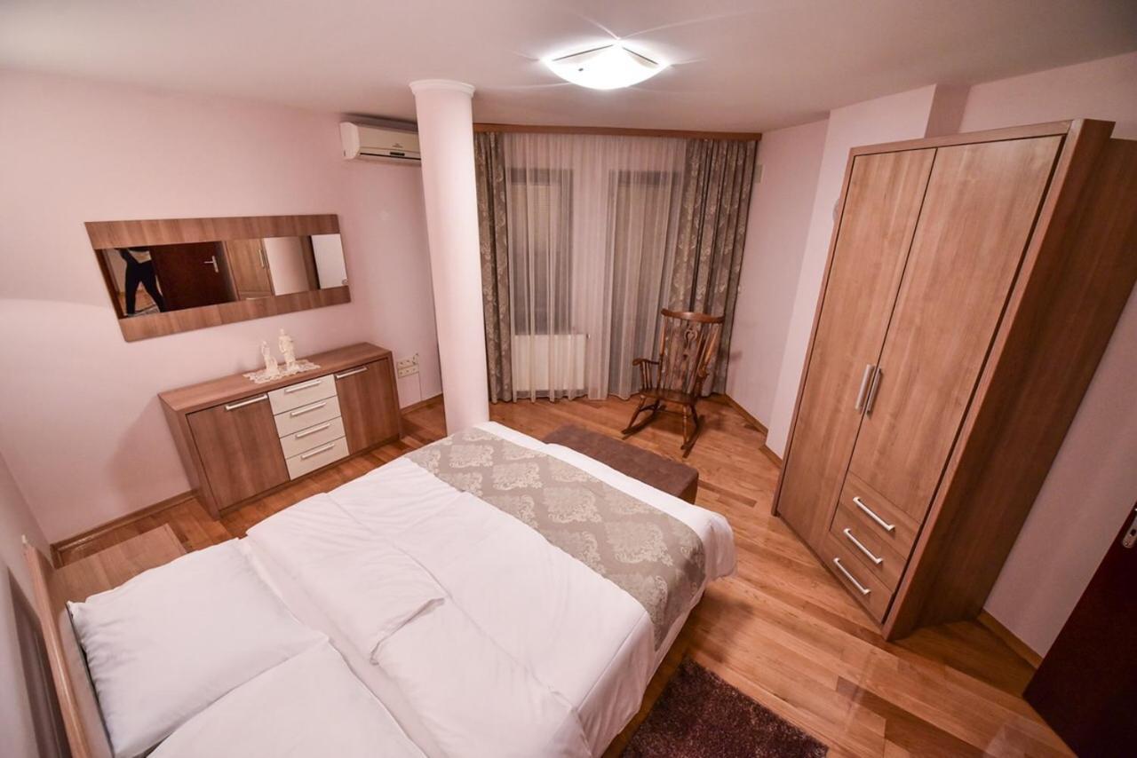 Apartman Natalija Banja Luka Exteriér fotografie